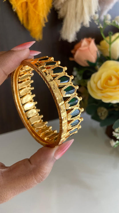 Premium Nagapadam Bangle
