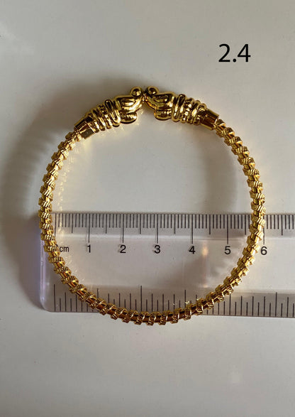 Vintage Elephant Face Design Bangle
