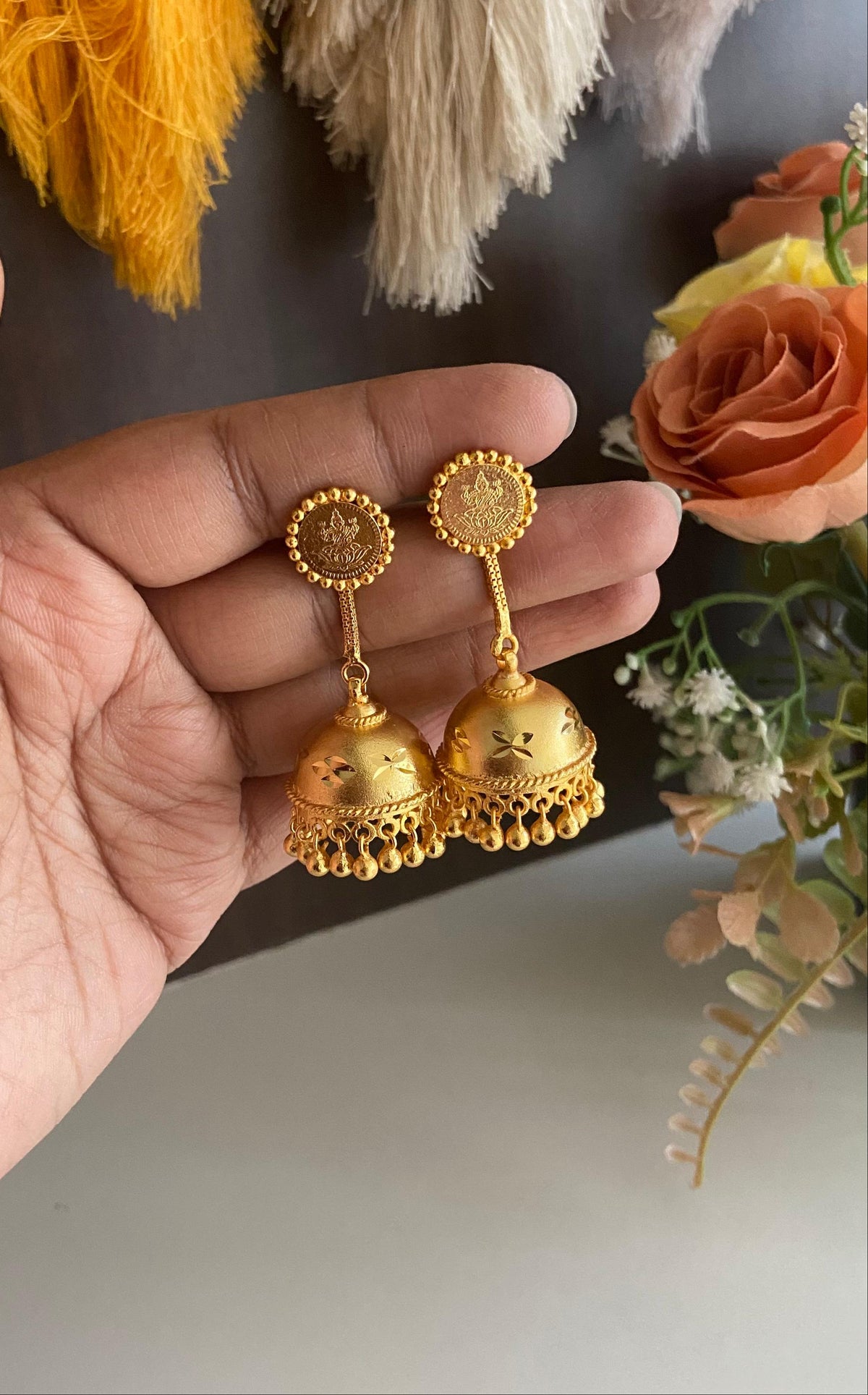 Alli Golden Jumka
