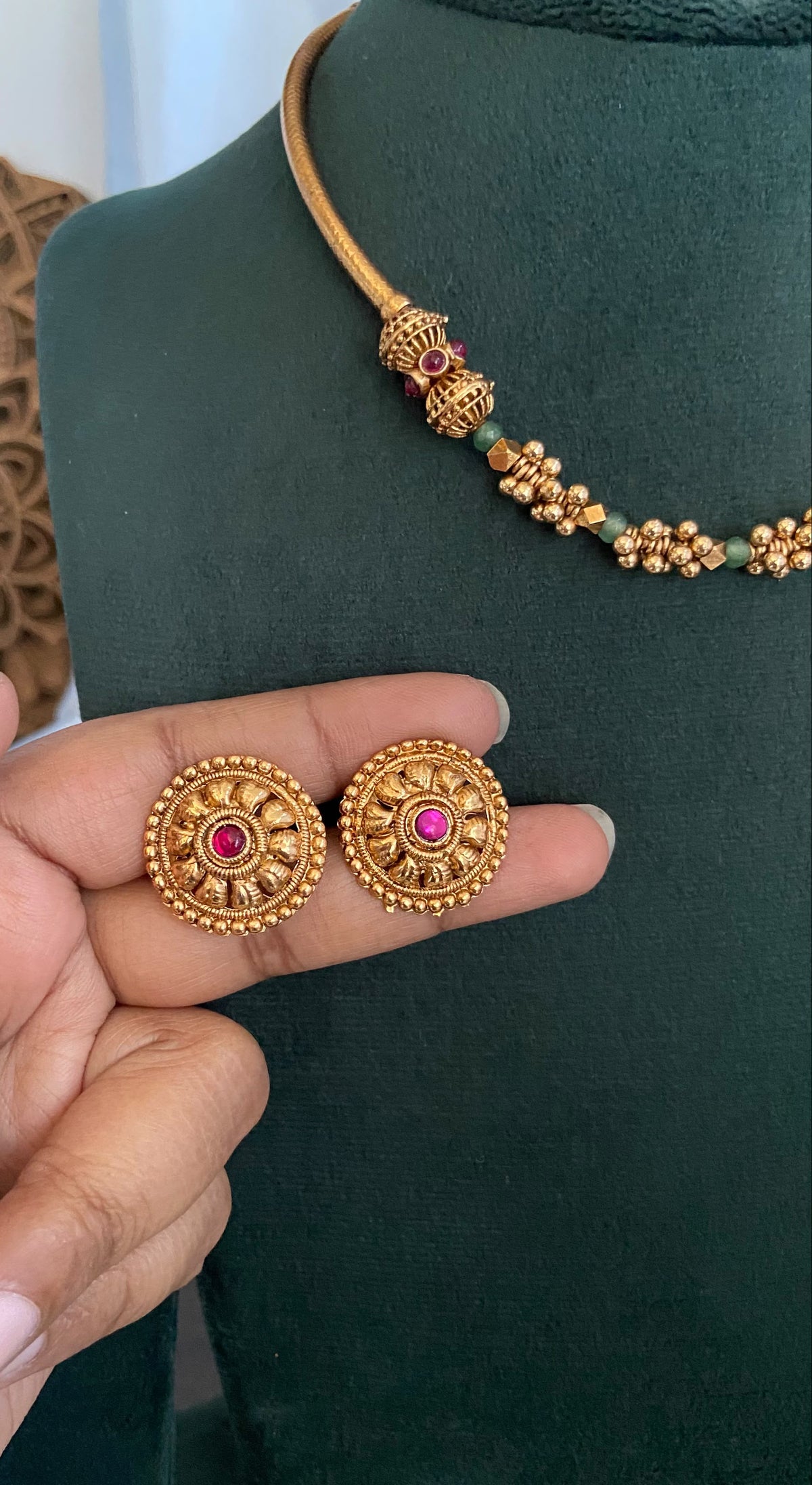 Rudra Hasli Necklace Set