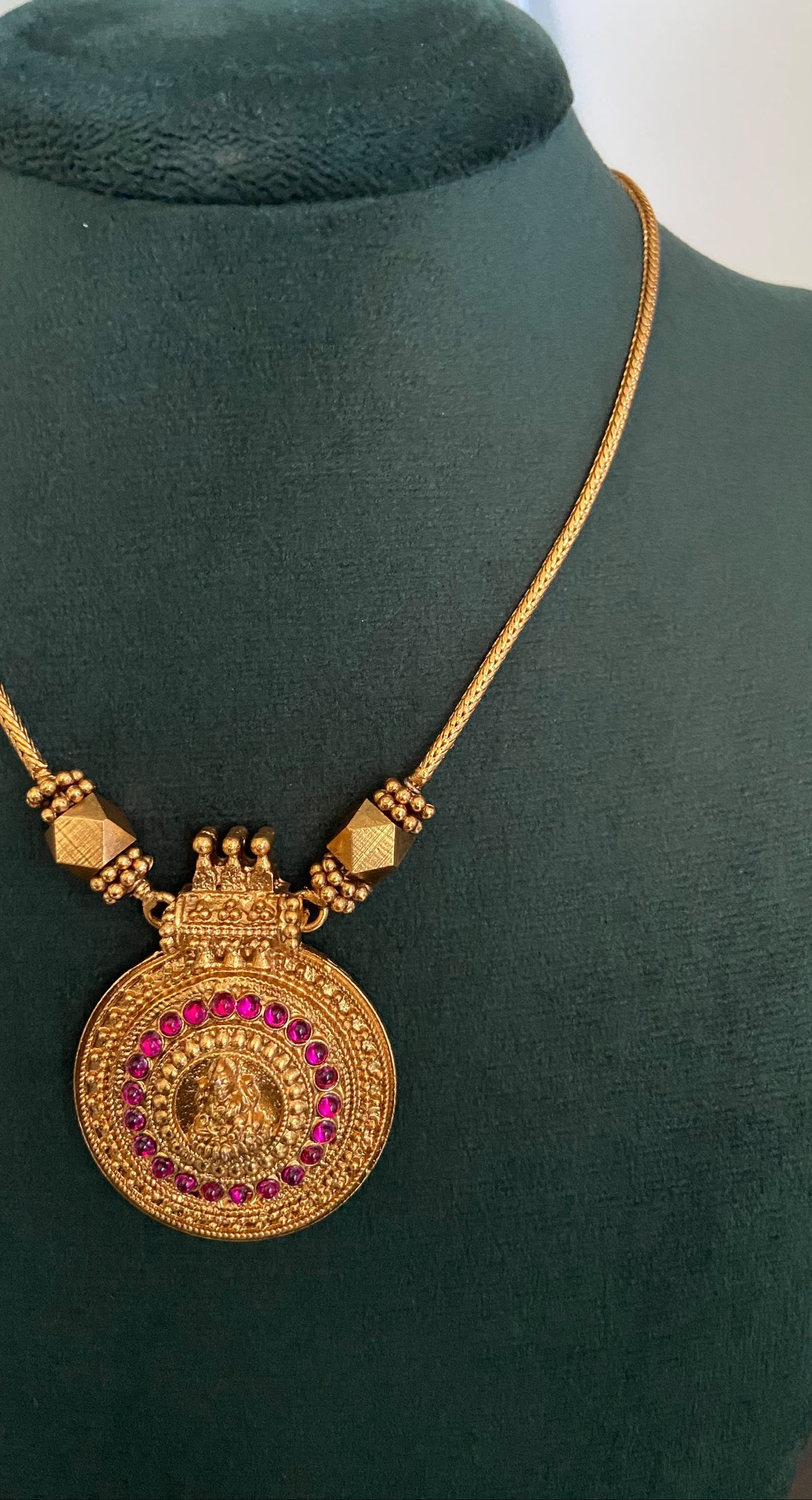 Ehika Lakshmi Pendant Necklace Set