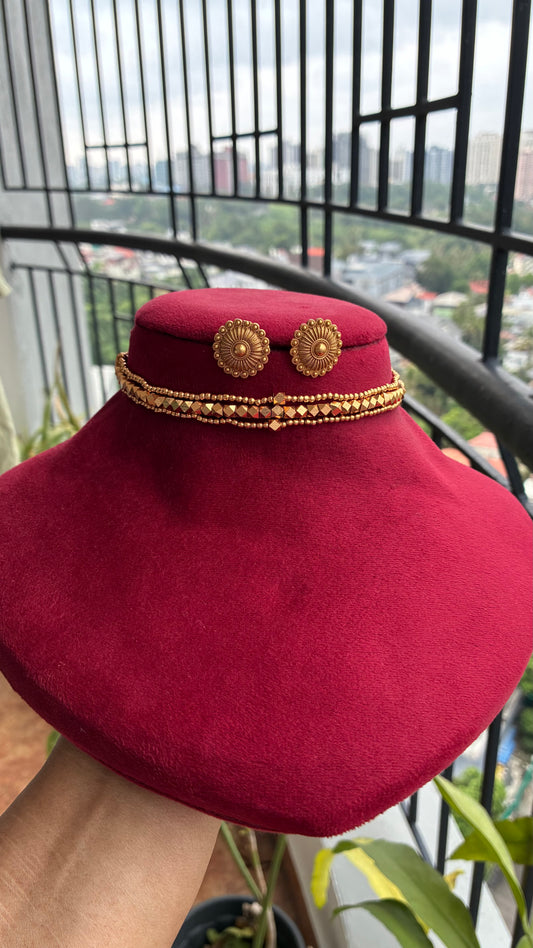 Lavanya Ashtapailu choker